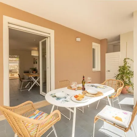 Apartment Raffaela - Piano Terra - Via Tasso *