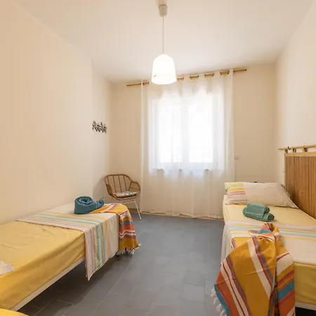 Apartment Raffaela - Piano Terra - Via Tasso Torre Suda